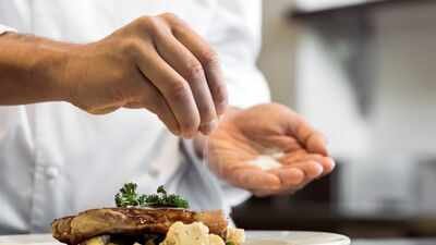 Why chefs don’t add salt all at once: The surprising cooking rule behind better flavour |